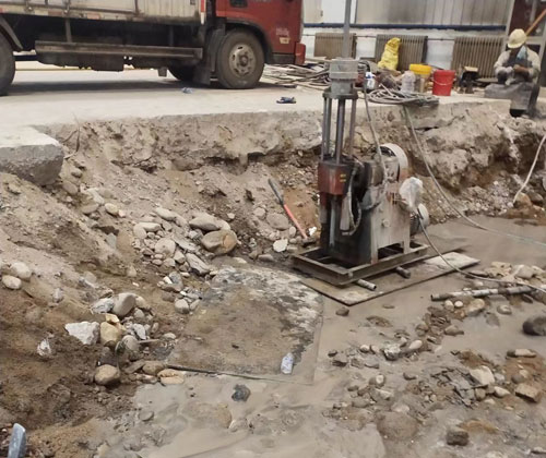 福绵公路下沉压浆